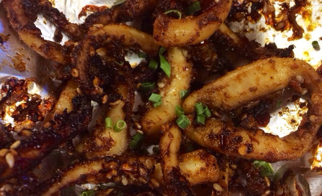 [Oven-free recipe for lazy people] Spicy BBQ Squid Tentacles