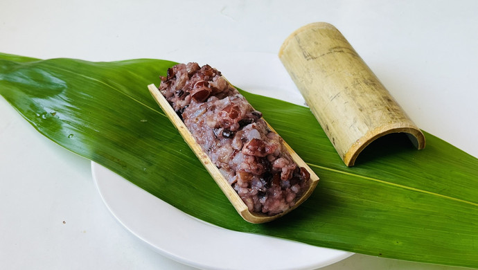 Bamboo tube rice dumplings