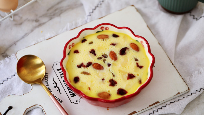 Yogurt steamed cake