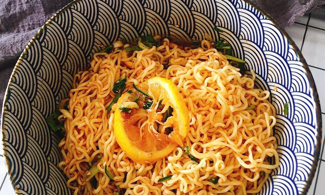 Summer special spicy and sour lemon Sprite noodles~