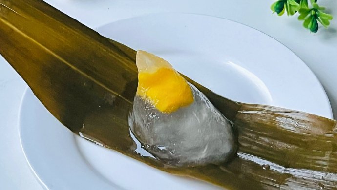 Crystal Mango Zongzi