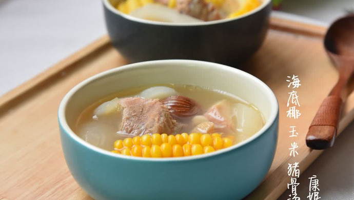 Corn pork bone soup