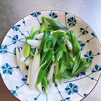 Illustration of how to cook tofu with green onion 2