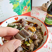 #光食三剑客 吃不吃不狠了# Must be paired with wine Illustration of how to make spicy braised snails 9