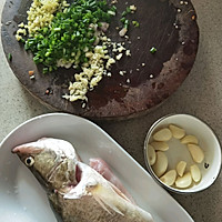 Eating lightly is healthier - Illustration of how to make Cantonese steamed mandarin fish 1 