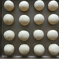 Illustration of how to make light cream buns 6