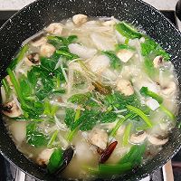 Rice soaked in taro soup, a magical way to eat 