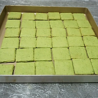 Illustration of Matcha and White Chocolate Double Flavor Chocolate Lovers Cookies 12