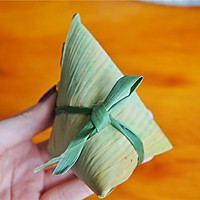 Foodie Zongzi - Illustration of how to make salty and sweet rice dumplings 12