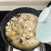 Rice soaked in taro soup, the magical taste of 