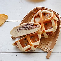 #Quick and nutritious, my family’s must-have winter dish#Red Bean Waffles Recipe Illustration 12