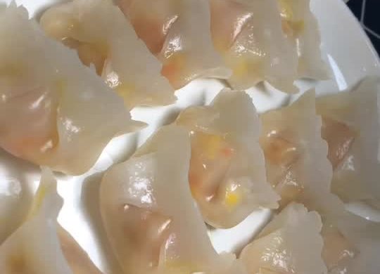 Cantonese style crystal shrimp dumplings