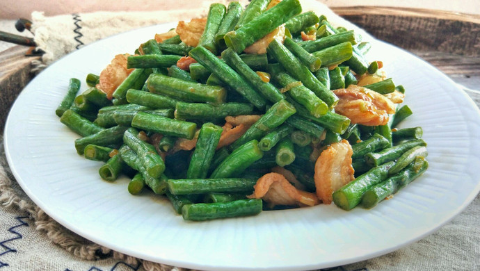 Stir-fried Pork with Cowpeas