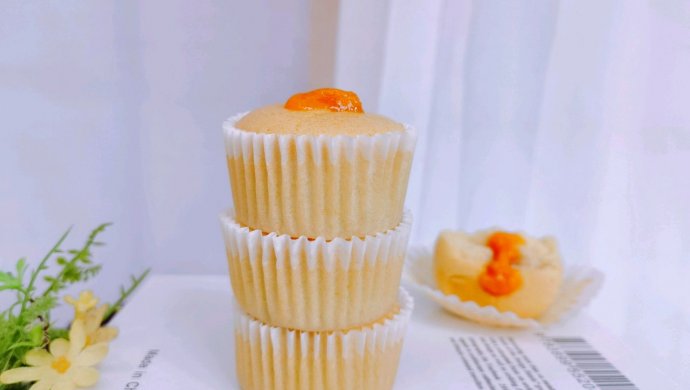 Double Mango Liquid Cupcakes