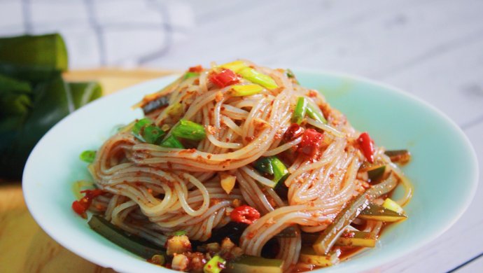 Cold Vermicelli and Seaweed