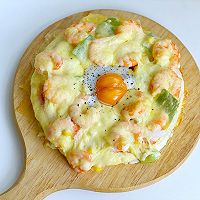 How to make delicious seafood egg pizza with your children during summer vacation Illustration 16