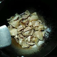 Sichuan CuisineDian~Illustration of how to cook twice-cooked pork with garlic sprouts 4