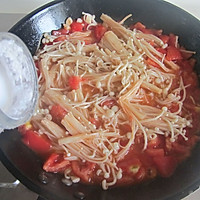 Illustration of how to cook enoki mushrooms with tomatoes 7