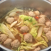 I want to drink soup today: Illustration of how to make meatball, vegetable and vermicelli soup. 13