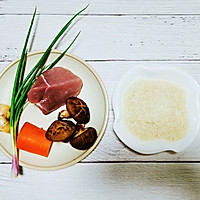 #福福大菜#fresh, sweet, nutritious and delicious, lean meat, mushroom and carrot porridge illustration 1