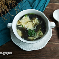 Illustration of how to make seaweed and egg drop soup 8