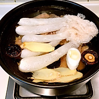 Illustration 3 of how to make bamboo fungus and local chicken soup that can remove dryness and relieve fire. 