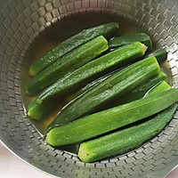 #真选缧菜healthylightfoodseason#summerhealthyvegetables Illustration of how to make garlic okra in sauce 1