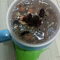 Illustration of how to make raspberry lotus seed porridge 8