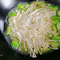 #点上的龙五#Low-calorie nutritious loofah soup Illustration of how to do it 9