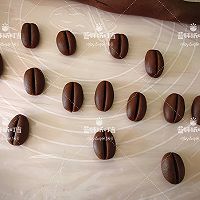 Irresistible dessert for coffee lovers-coffee bean cookies Illustration of how to do it 10