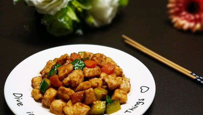 Stir-fried chicken with soy sauce