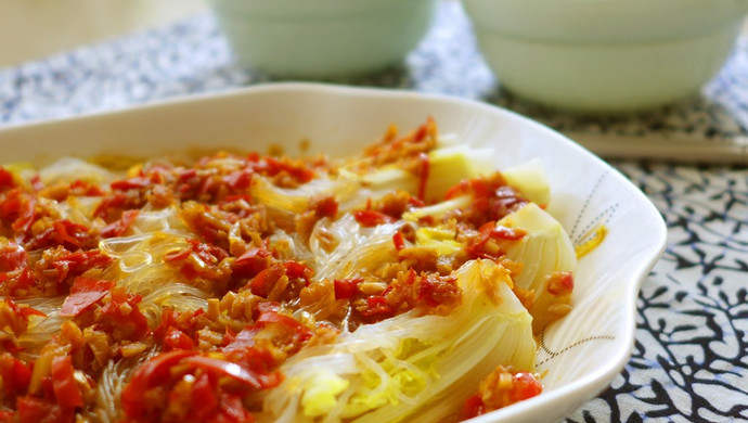 Steamed Baby Cabbage with Garlic Vermicelli