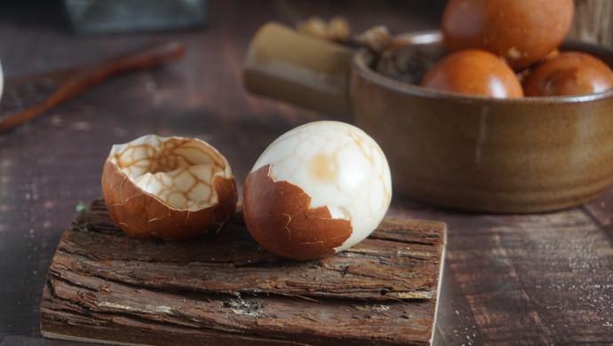 Spiced tea eggs