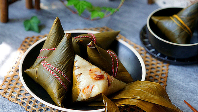 Peanut Sausage Zongzi