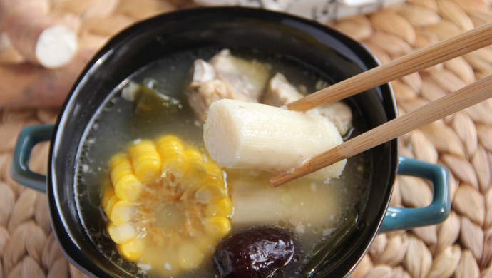 Iron Bar, Yam, Kelp, Corn and Pork Ribs Soup