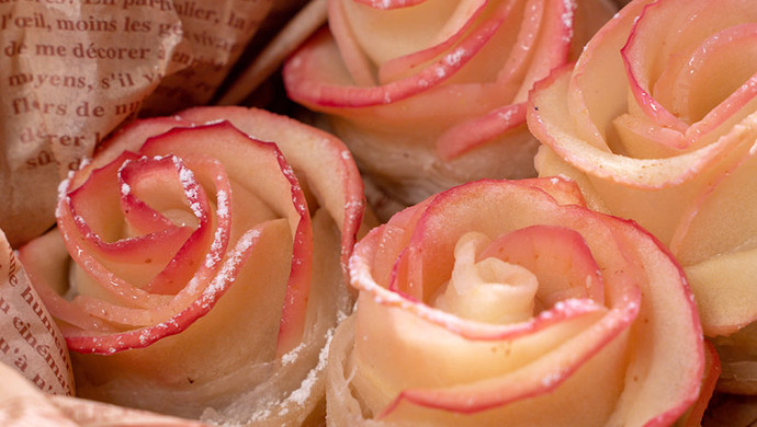 Meringue Rose Apple Tart