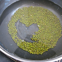 Heat-relieving tool - Illustration of how to make mung bean water 1