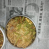 Illustration of home-style braised noodles 2