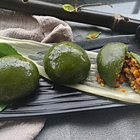 Meat floss and egg yolk green dumplings - Illustration of how to eat dumplings during Qingming cold food 8 