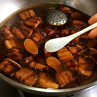 A must-eat hard dish in winter#Braised Pork Stewed with Dried Beans Illustration of how to make leather rolls 13