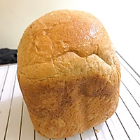 Low-calorie whole wheat bread (bread machine version has a high success rate) Soft) Recipe Illustration 8