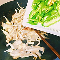 Yunnan cuisine ~ Illustration of how to make fried oyster mushrooms with green pepper 6