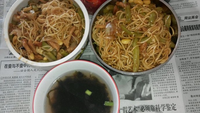 Homemade braised noodles