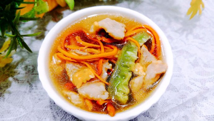 Luffa Cordyceps Lean Meat Soup