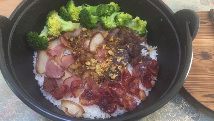 Bacon and Sausage Claypot Rice