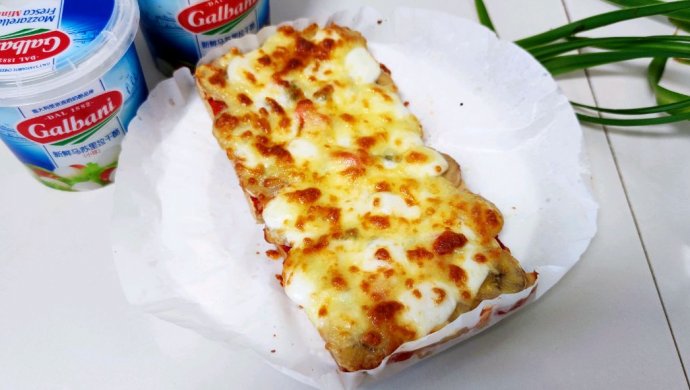 Banana Cheese Toast Pizza