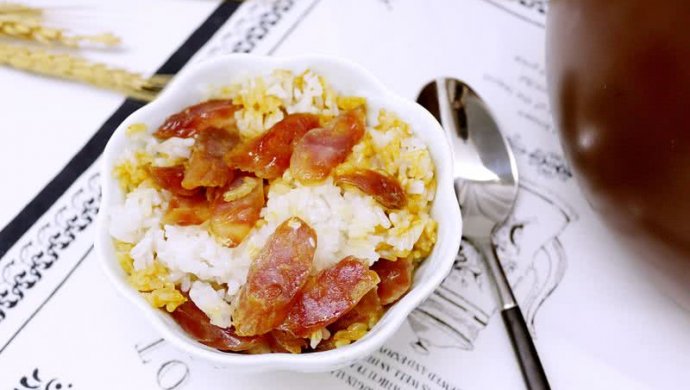 Kunbo Casserole with Sausage and Claypot Rice