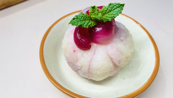 Light meal, staple food and dessert two-in-one bayberry and lychee rice balls