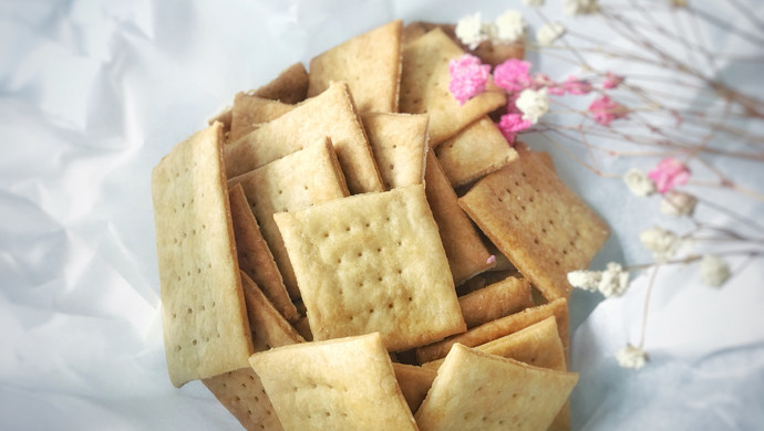 soda crackers