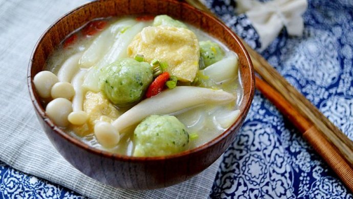 Seafood Mushroom Ball Soup